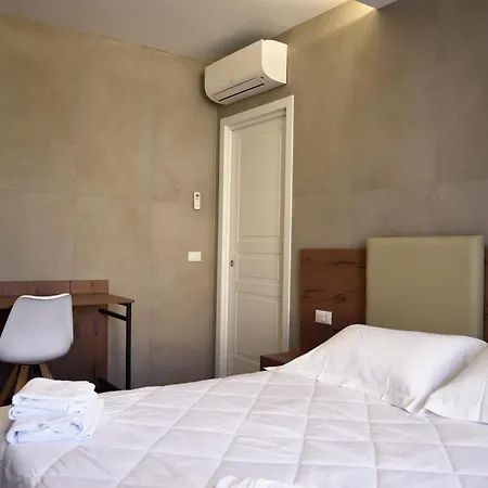 La Maison לינה וארוחת בוקר