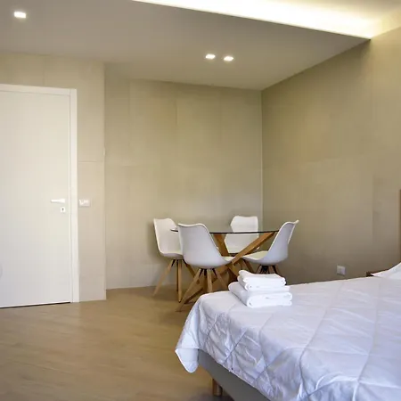 לינה וארוחת בוקר La Maison